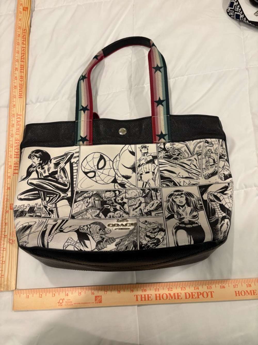Retired Coach Black & White Marvel Print Tote with Star-Striped Handles - Picture 13 of 14